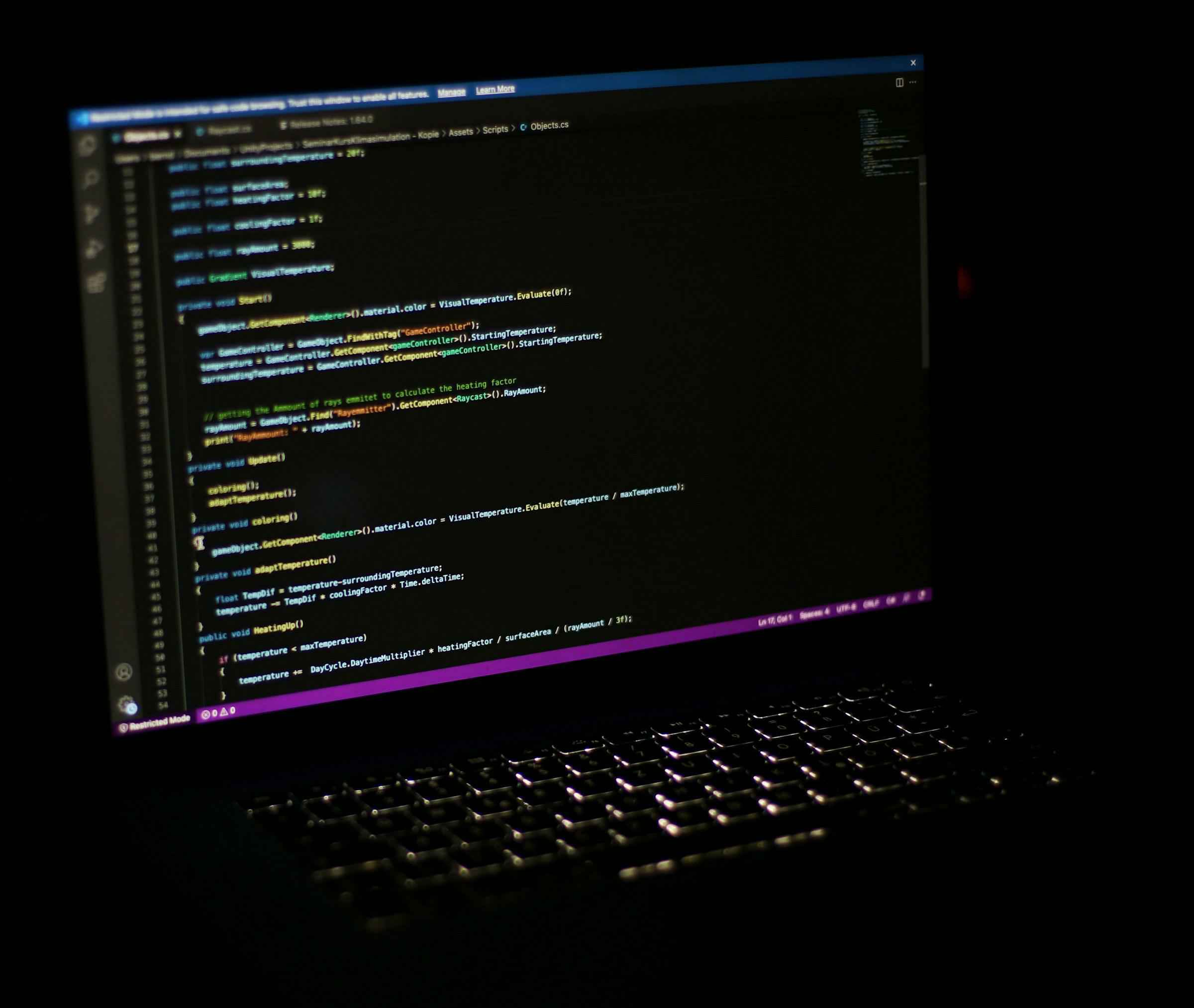 Alors que la cybersécurité en France manque de 15 000 talents, les entreprises et les autorités s'engagent. Il est difficile de faire face aux préjugés et aux réflexes conservateurs, aussi bien pour les candidats que pour les recruteurs.